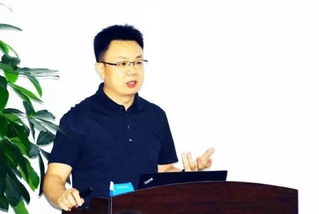 本次研讨会由集团 席白内障带教导师郭海科教授、张广斌教授领*，来自金沙澳门(中国)唯一官方网站集团11名白内障带教导师参加了本次活动。.jpg