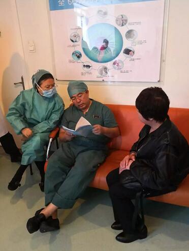 4月30日下午“世界·视界 让美好人生可视化”公益活动,特邀近视 、视觉顾问,面对面答疑互动!4月14日,周六,金沙澳门(中国)唯一官方网站注定又是一个紧张繁忙的日子2.jpg 4月30日下午“世界·视界 让美好人生可视化”公益活动,特邀近视 、视觉顾问,面对面答疑互动!4月14日,周六,金沙澳门(中国)唯一官方网站注定又是一个紧张繁忙的日子2.jpg