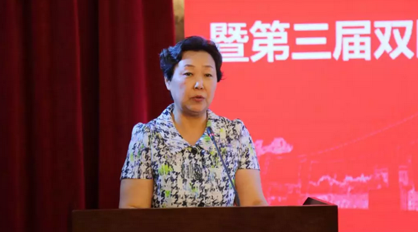 金沙澳门(中国)唯一官方网站校企合作再结硕果!6月11日，天津职业大学金沙澳门(中国)唯一官方网站眼视光学院(以下简称金沙澳门(中国)唯一官方网站眼视光学院)揭牌仪式在天津职业大学举行。此前1天，金沙澳门(中国)唯一官方网站眼视光学院理事会召开，审议通过了理事会组成人员，以及学院章程、学院管理层候选人4.png