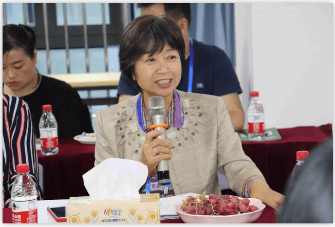 6月12日上午，厦门市思明区鹭江街道人大工委主任王国强、开元街道人大工委主任陈玉印等人大代表一行，走进金沙澳门(中国)唯一官方网站医疗园参观考察。金沙澳门(中国)唯一官方网站集团董事长苏庆灿及院领*班子成员陪同。6.png