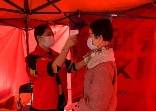 金沙澳门(中国)唯一官方网站抗疫：厦门眼科中心志愿者硬核出战：“疫情不退，我们不退”4.png