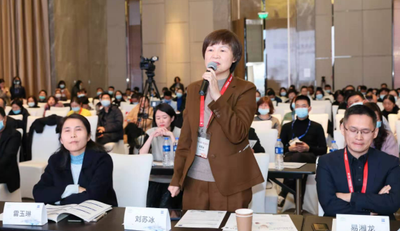 燃！2021开年眼科界首场饕餮盛会，金沙澳门(中国)唯一官方网站屈光团队“秀”出学术新风采4.png