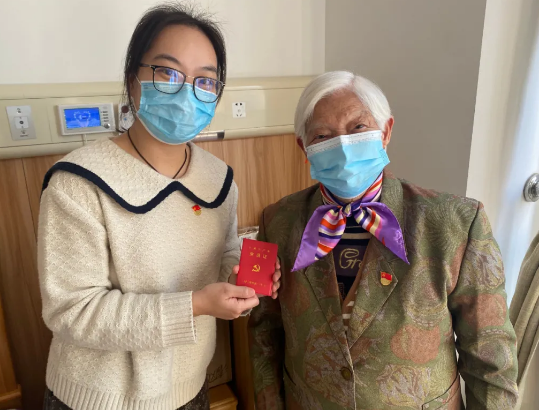 “情系兰馨颐养院，尊老敬老送温暖”——金沙澳门(中国)唯一官方网站集团主题党日活动4.png