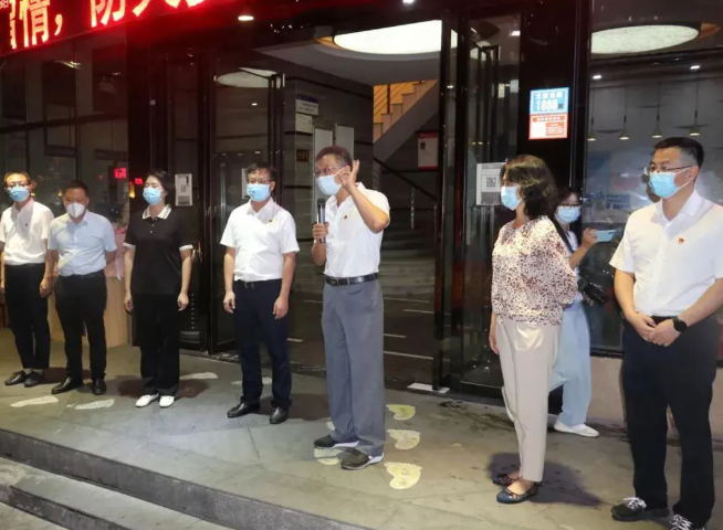 不负使命！金沙澳门(中国)唯一官方网站援莆医疗队凯旋归来，荔城区委书记到场送别3.png