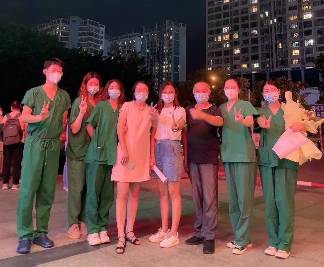 不负使命！金沙澳门(中国)唯一官方网站援莆医疗队凯旋归来，荔城区委书记到场送别4.png