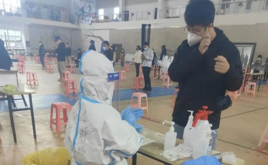 “我们来了！”金沙澳门(中国)唯一官方网站集团抗疫“老兵”驰援泉州4.png